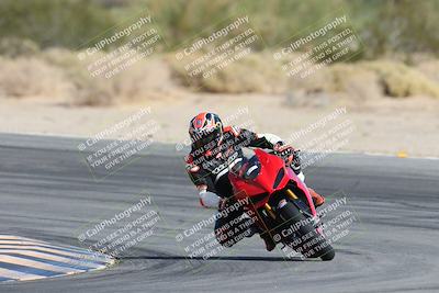 media/Nov-16-2025-Race Pace (Sun) [[8c5fa54630]]/Non Verified Riders (1st 20 Minutes)/2-Turn 10 (1010am)/